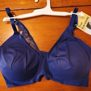 Navy Seamless Lace-Accent Wireless Bra